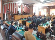 Fraksi – Fraksi DPRD Bengkulu Utara Sampaikan Pandangan Umum Tiga Nota Raperda Pergantar Bupati